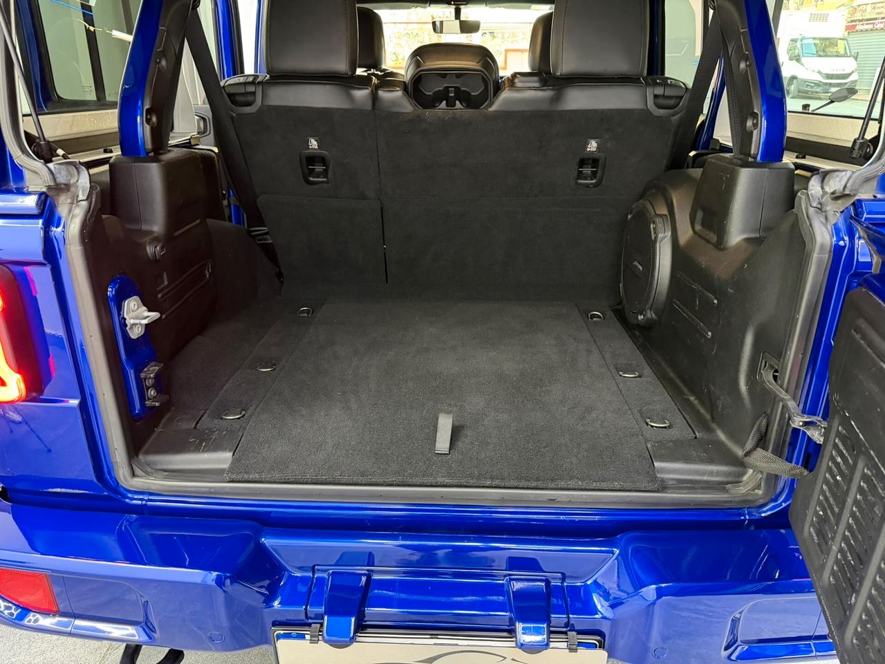 Jeep Wrangler Unlimited 2.2 Mjt II Sahara