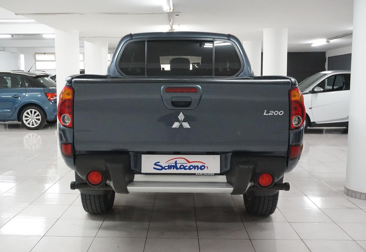 Mitsubishi L200 2.5 DI-D/136CV Double Cab Invite