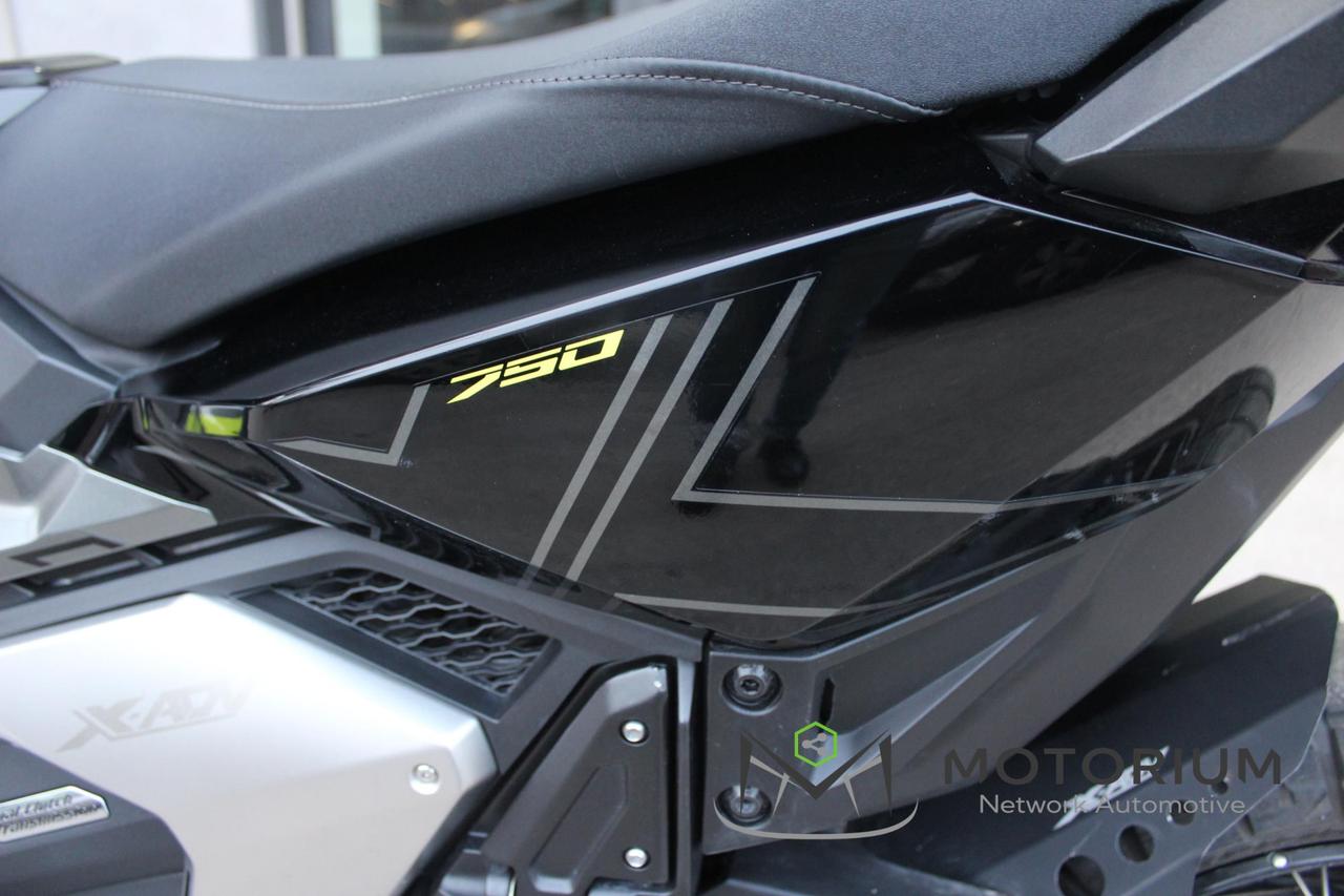 HONDA X-ADV 750 SPECIAL EDITION