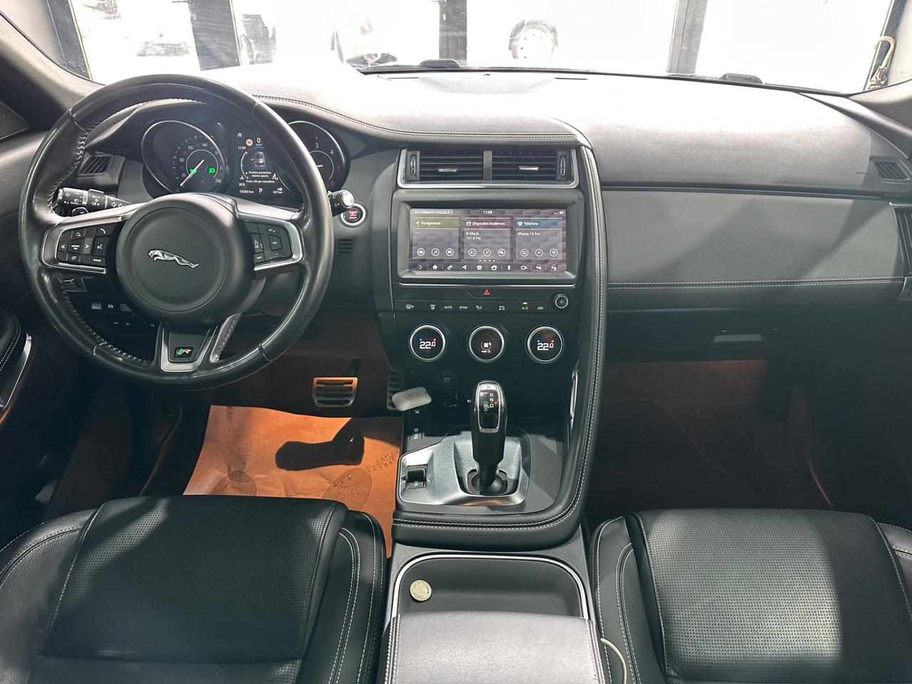 Jaguar E-Pace 2.0D 150 CV AWD aut. R-Dynamic HSE