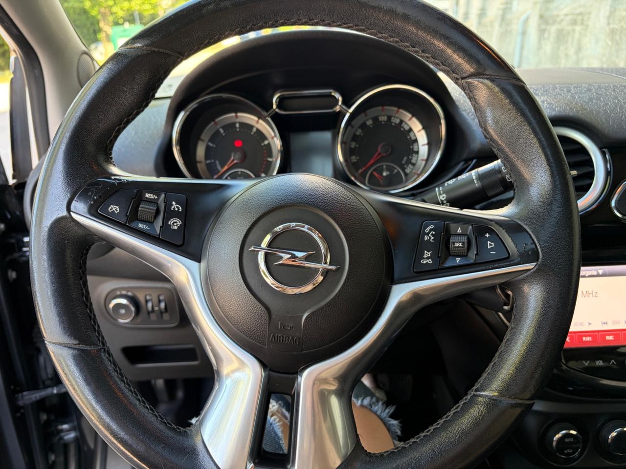 Opel Adam 1.2 70 CV
