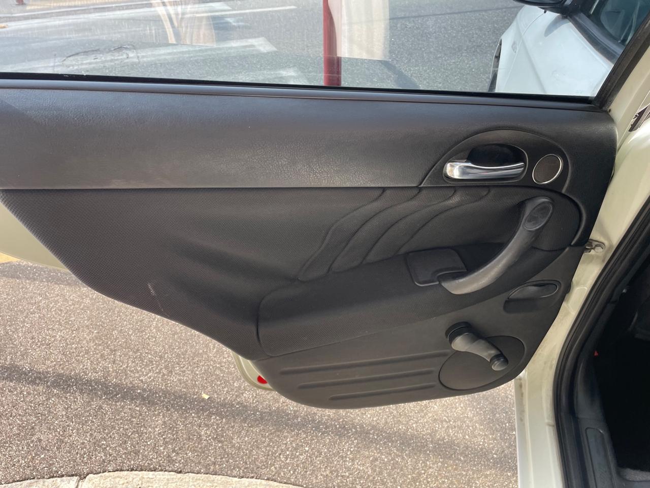 Alfa Romeo 147 1.9 JTD/TAGLIANDI/GARANZIA