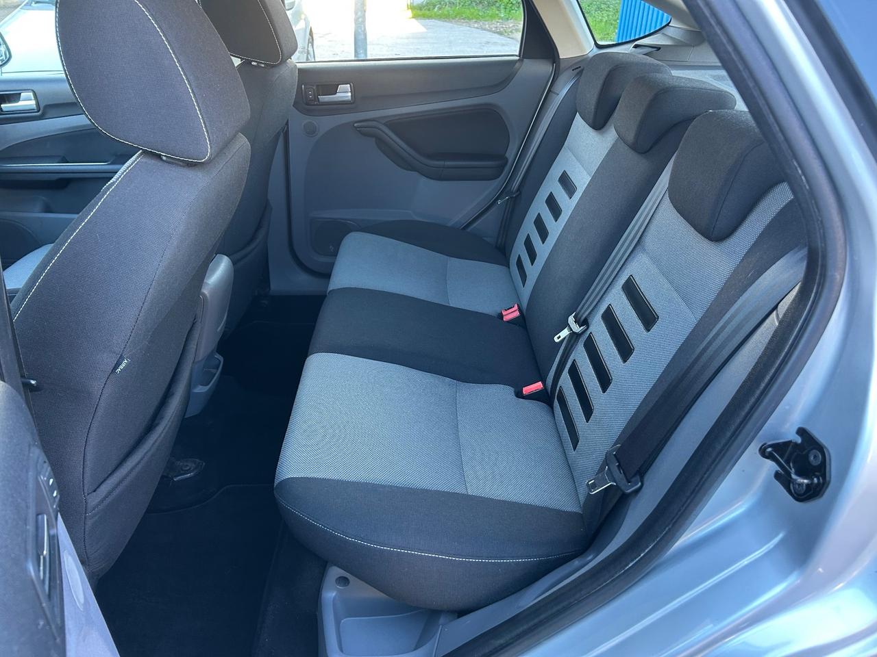 Ford Focus berlina 1.6 TDCi 110 cv 2010