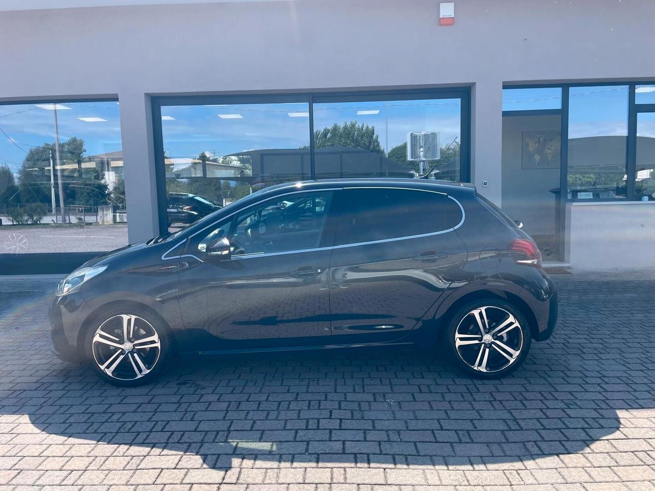 Peugeot 208 GT-Line 1.6 HDI