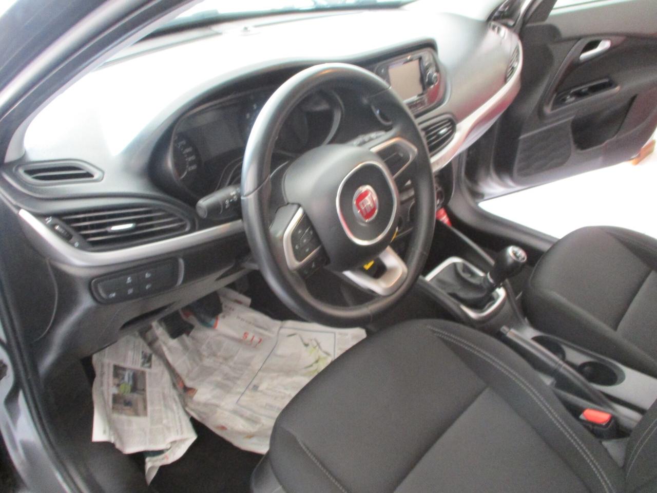 Fiat Tipo 1.3 Mjt S&S 5 porte Easy