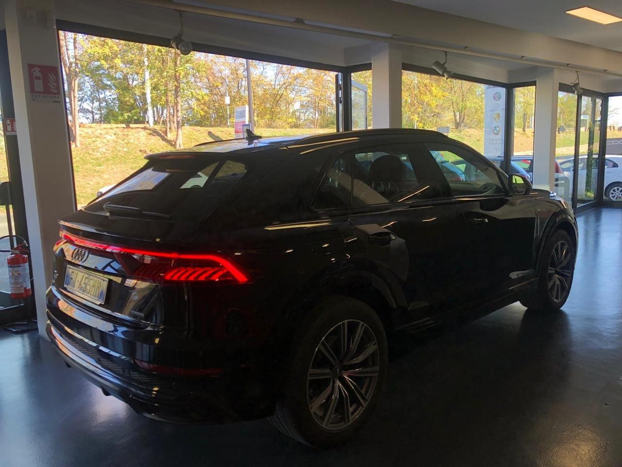 Audi Q8 50 TDI 286 CV quattro tiptronic Sport