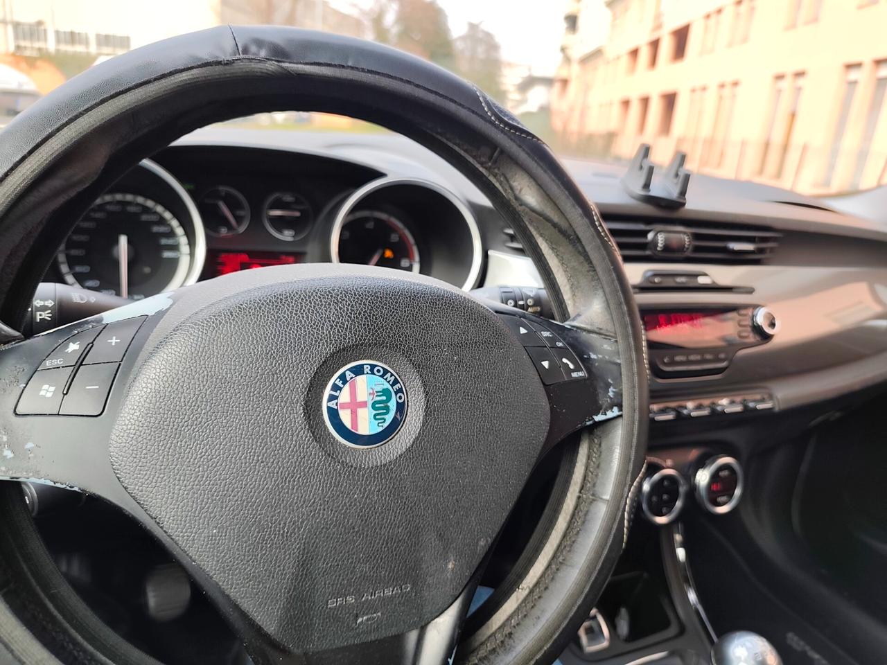 Alfa Romeo Giulietta 1.6 JTDm-2 105 Cv neopatentati