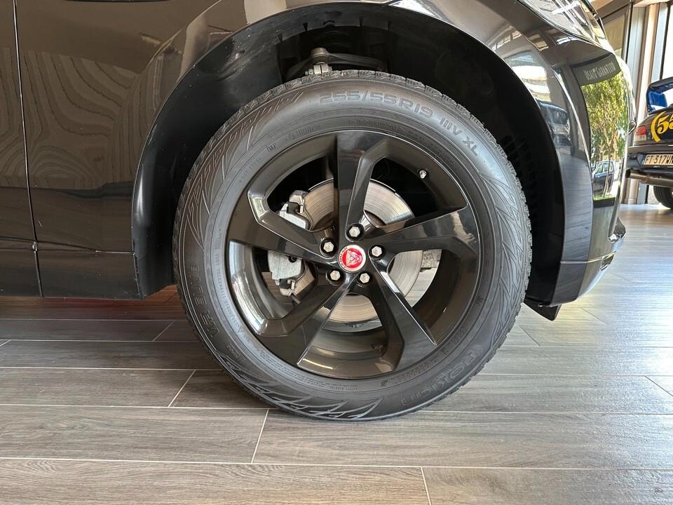 Jaguar F-Pace 2.0d R-Sport Awd - Tetto Panorama Unipro