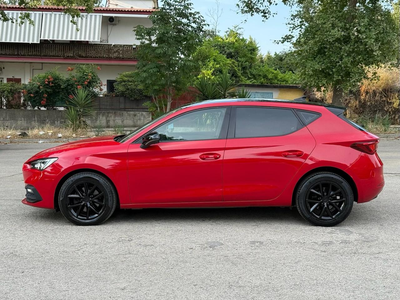 SEAT Leon 2021 2.0 TDI 115cv cambio manuale