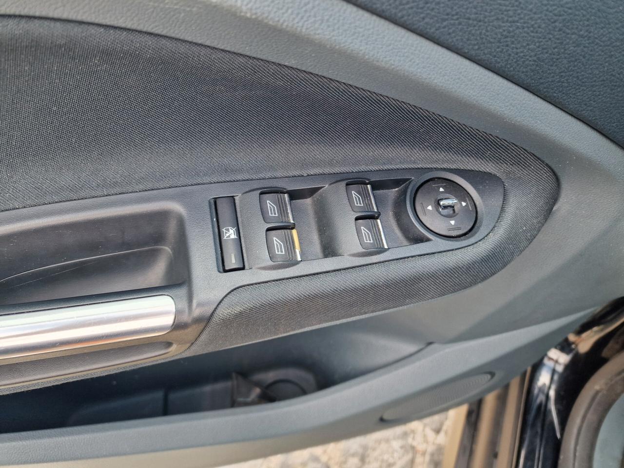 Ford C-Max 1.6 120CV GPL Titanium