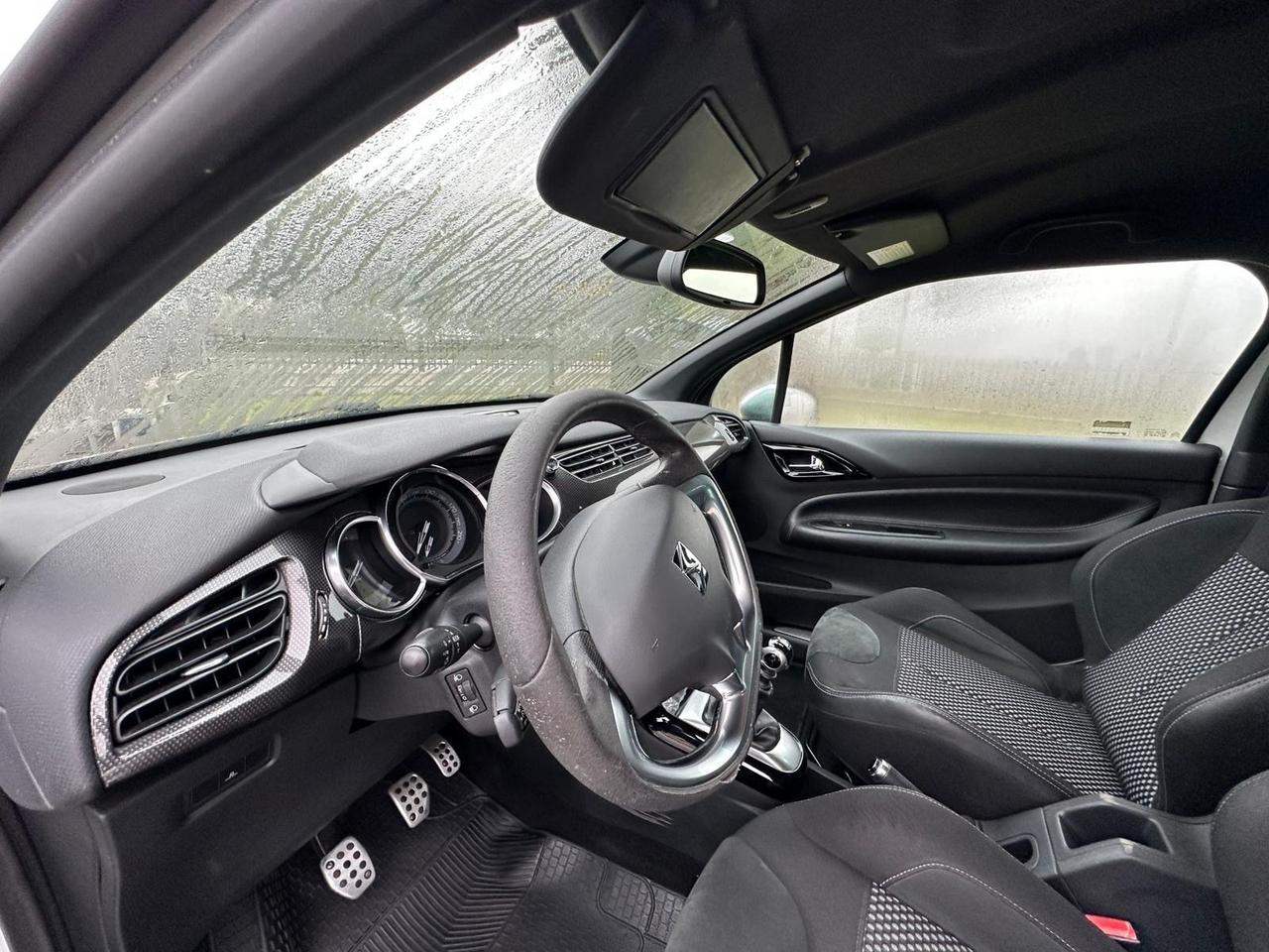 Ds DS3 3 1.6 HDi 110 Just Black