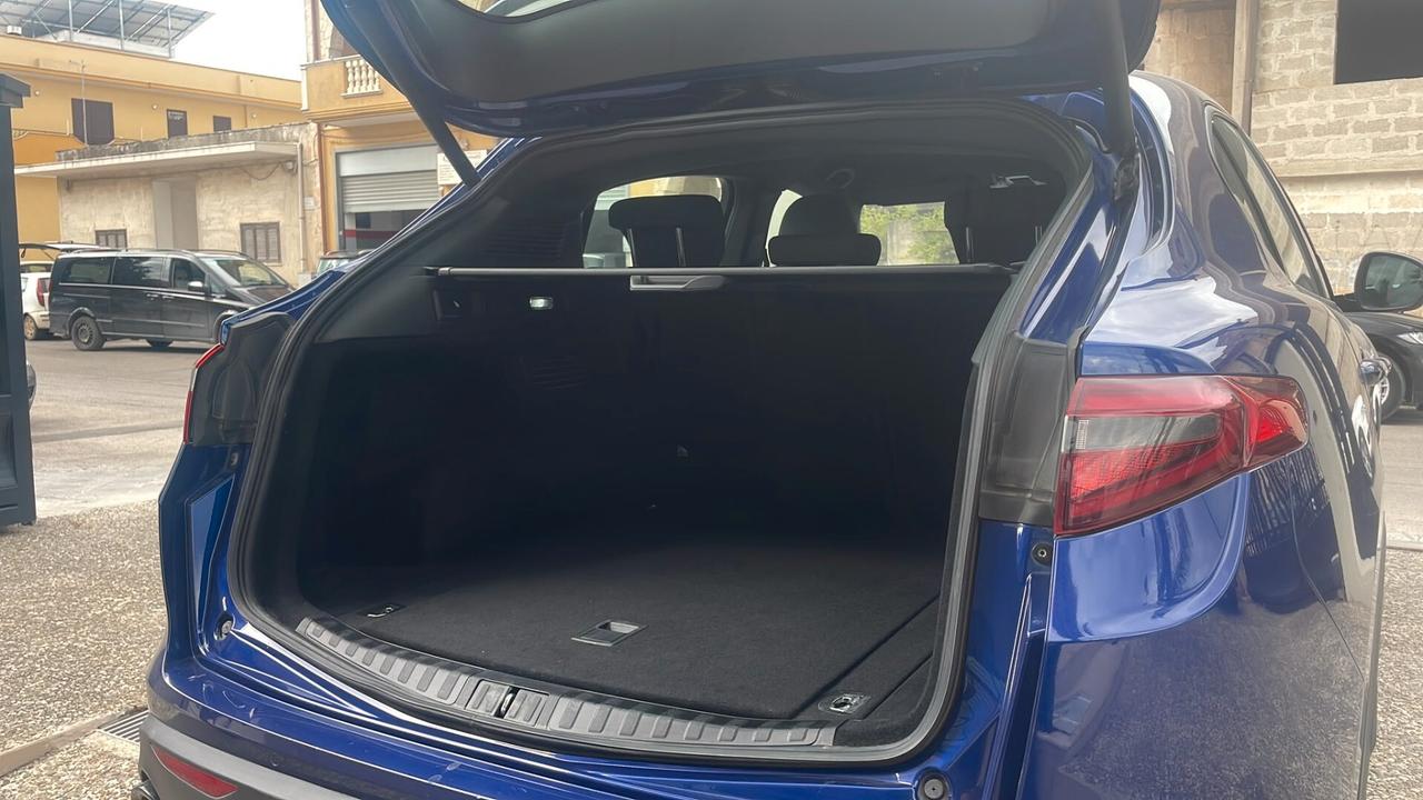 Alfa Romeo Stelvio 2.2 Turbodiesel 160 CV AT8 RWD Sprint