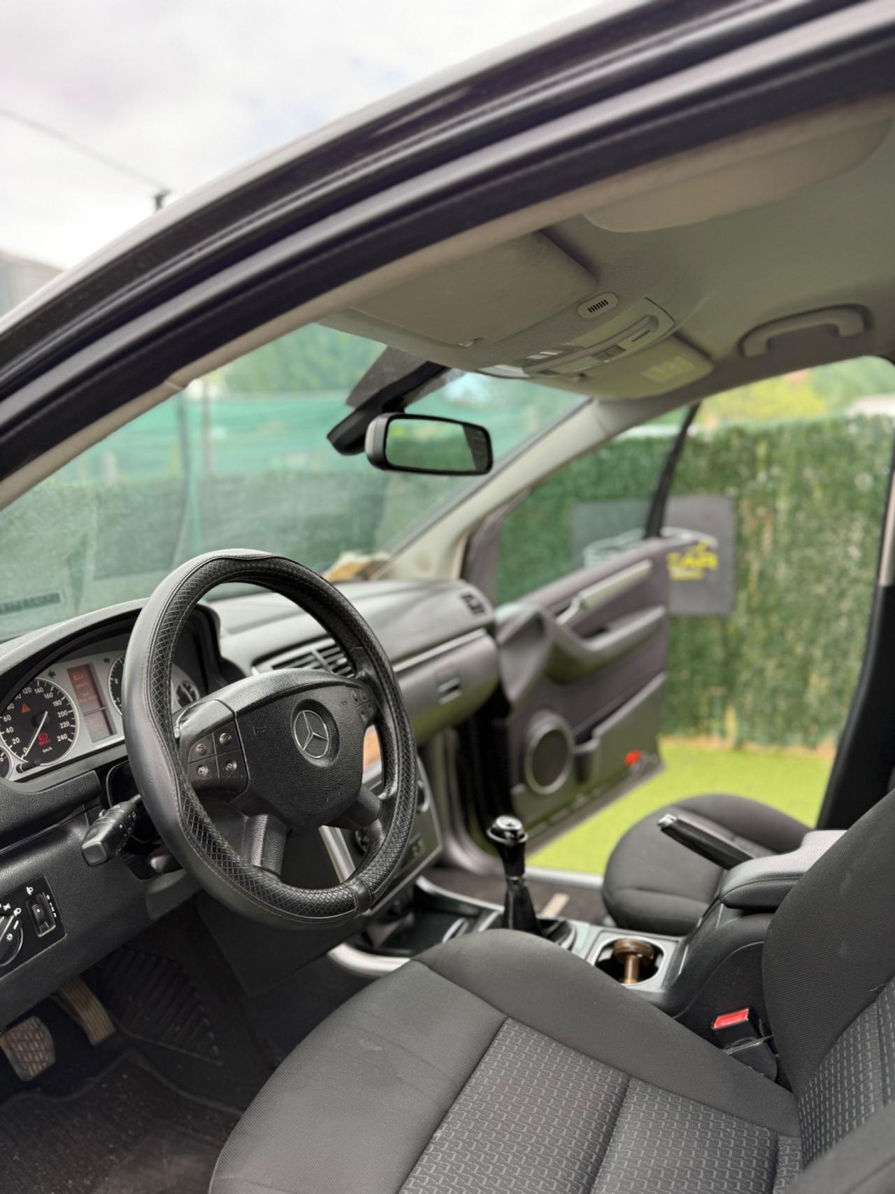 Mercedes B160 GPL 2010 NEOPATENTATI