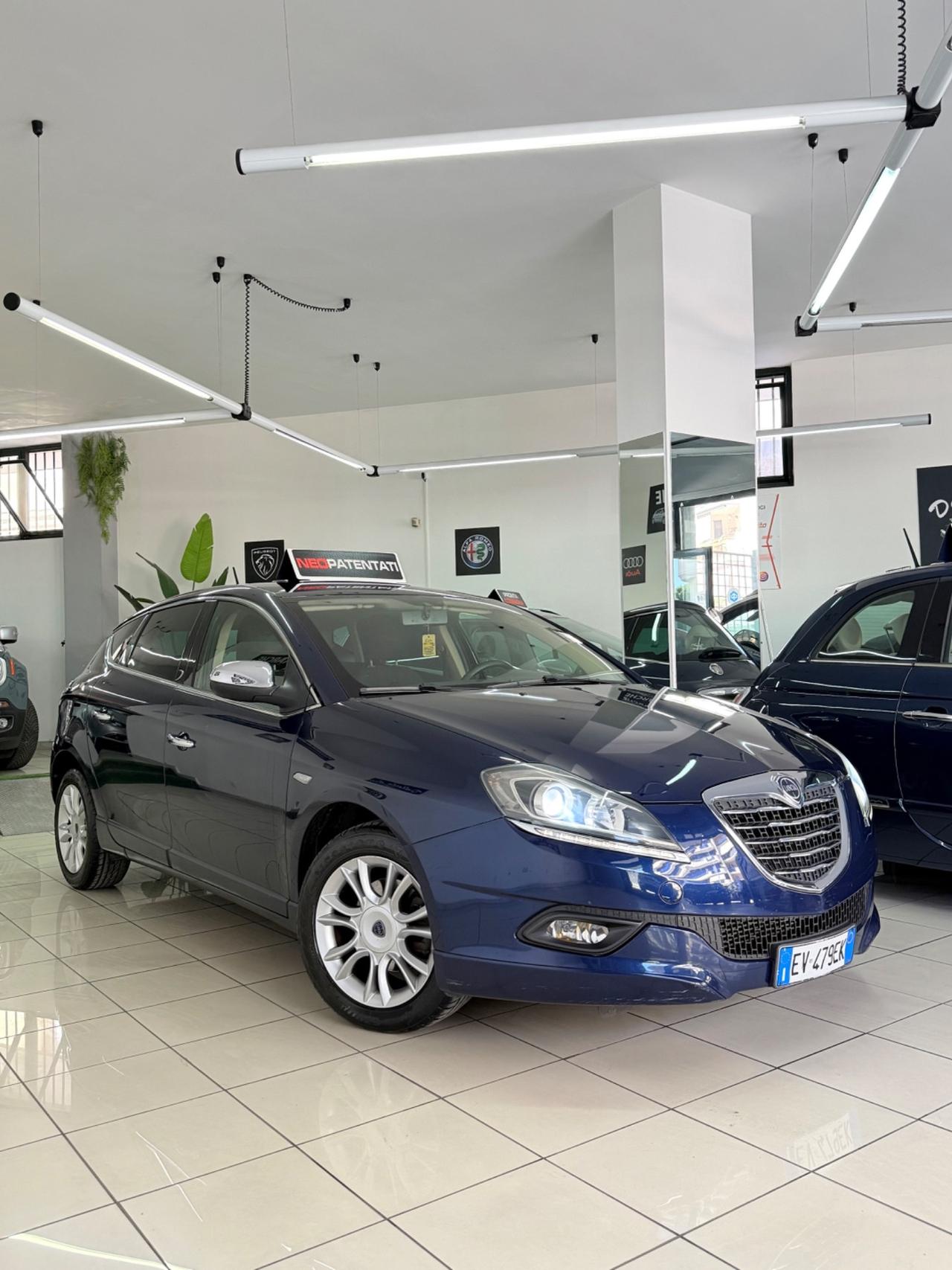 Lancia Delta 1.6 MJT DPF 105 CV Gold