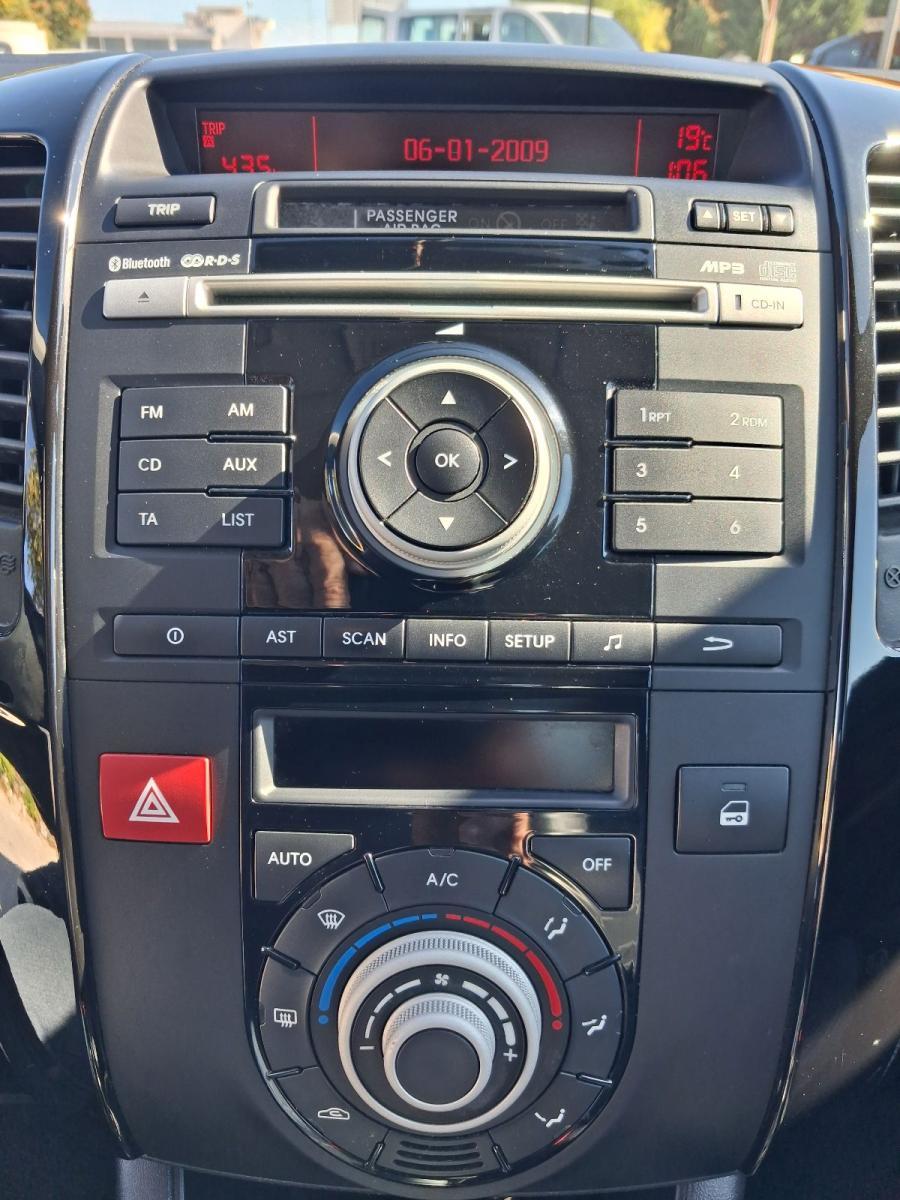 KIA - Venga - 1.6 CRDi VGT TX