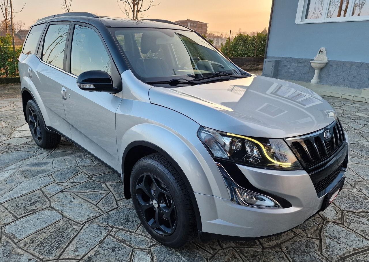 Mahindra XUV500 2.2 16V AWD W10