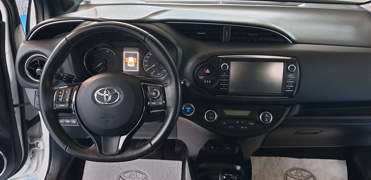 TOYOTA YARIS 1.5 BENZINA/HYBRID FULL OPTIONALKM71 MILA