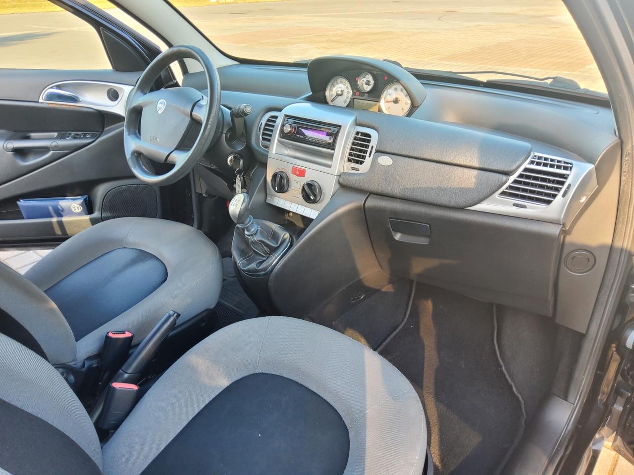 Lancia Ypsilon 1.2 Diva