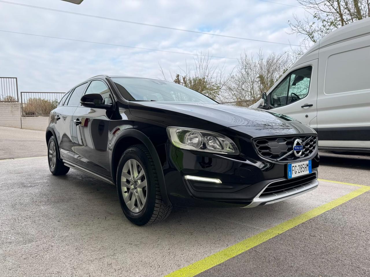 Volvo V60 CrossCountry D3 Business gear GARANZIA24