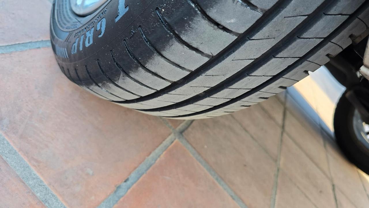 Lancia Ypsilon 1.2 69 CV 5 porte Elle