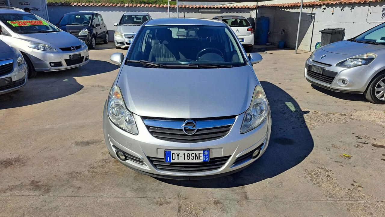 Opel Corsa 1.2 80CV GPL-TECH Enjoy
