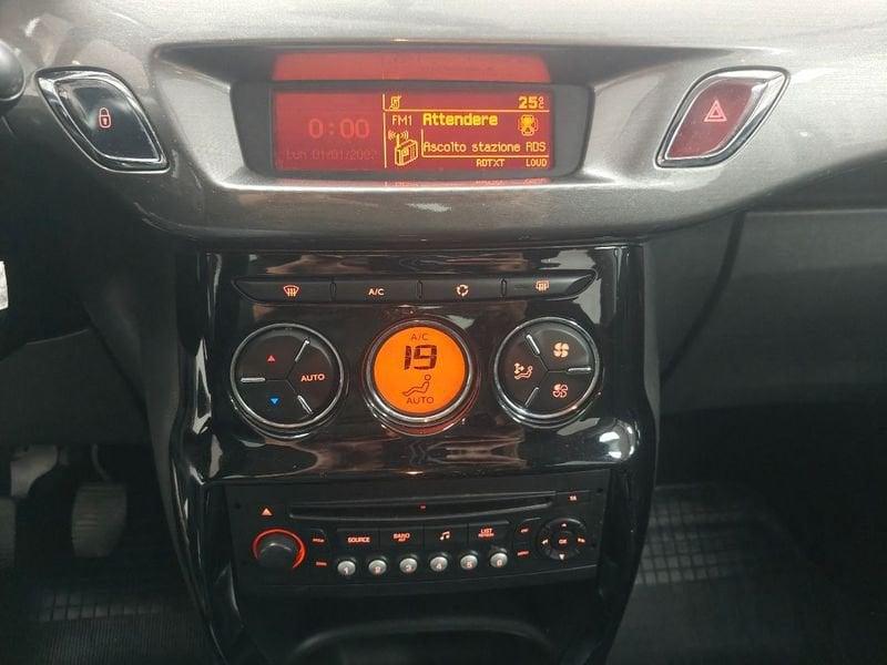 Citroën C3 C3 1.4 HDi 70 Exclusive LEGGI