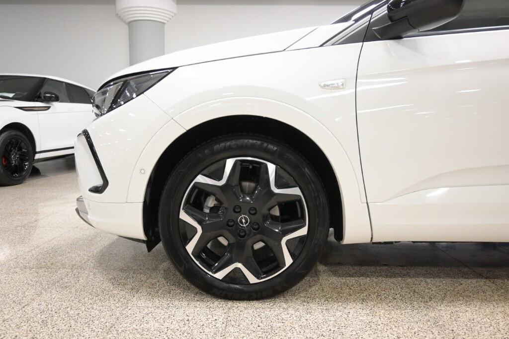 Opel Grandland Ultimate 1.2 Turbo (130 CV) aut.