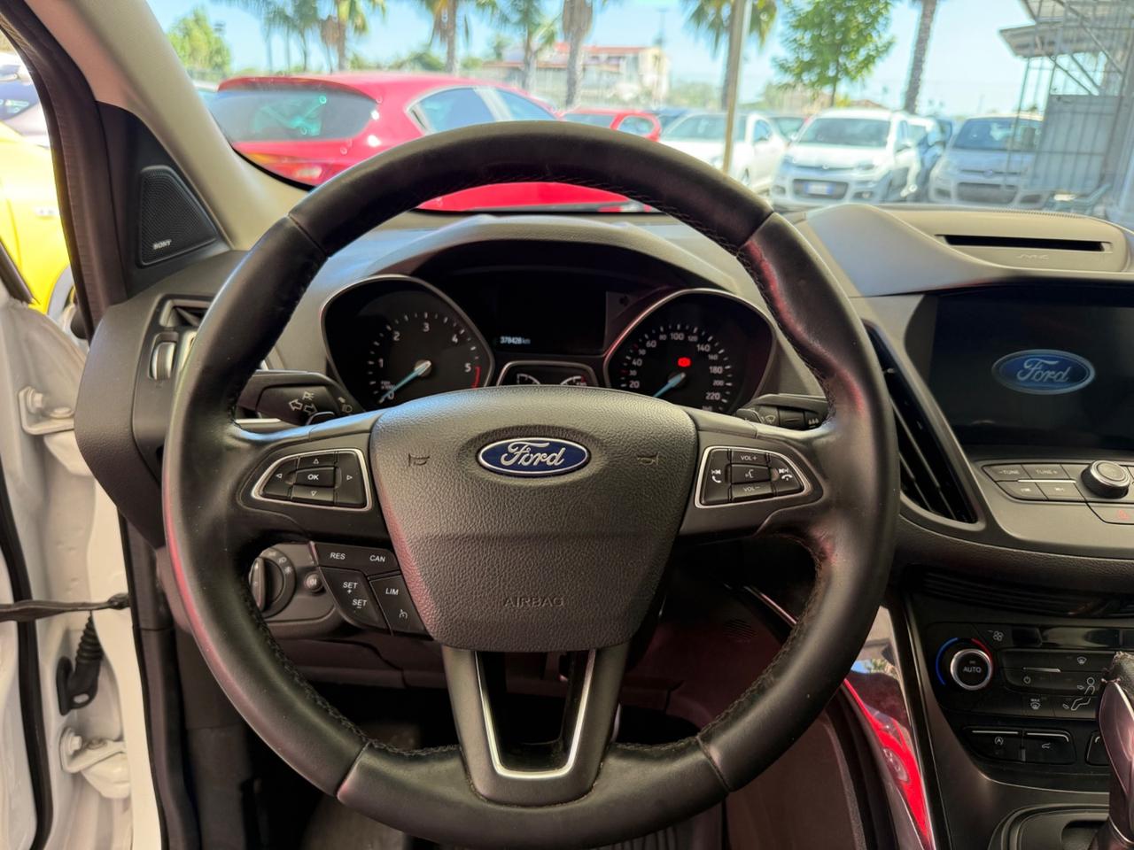 Ford Kuga 1.5 TDCI 120 CV S&S 2WD Powershift Edition