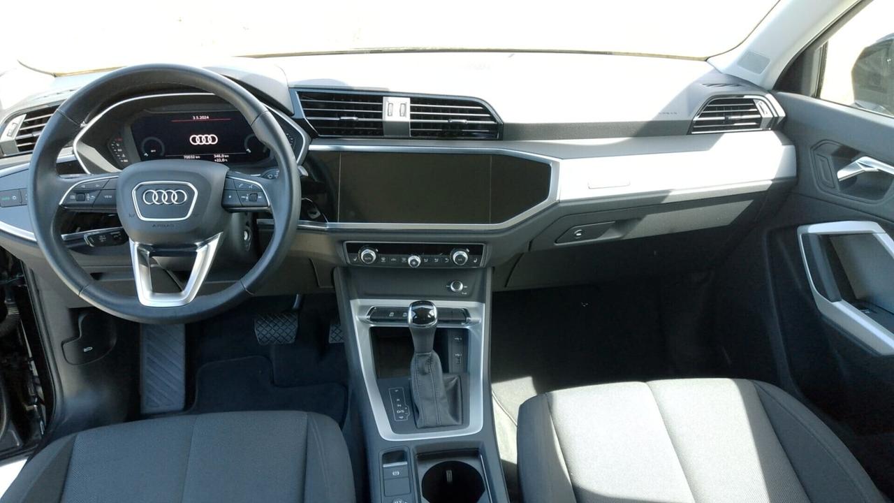 Audi Q3 35 TDI quattro S tronic Business