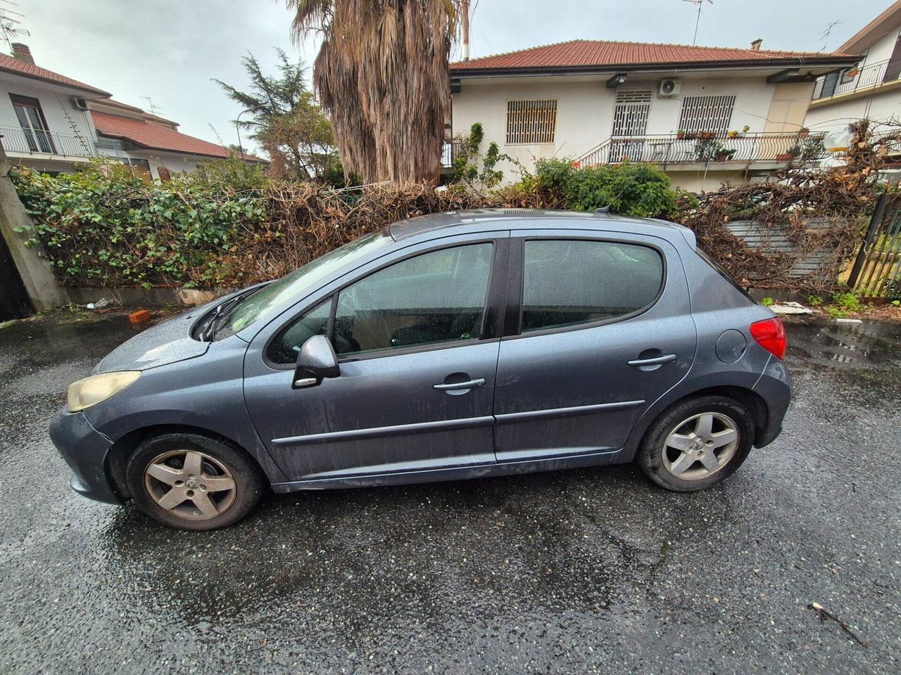 Peugeot 207 1.4 HDi 70CV 5p. X Line