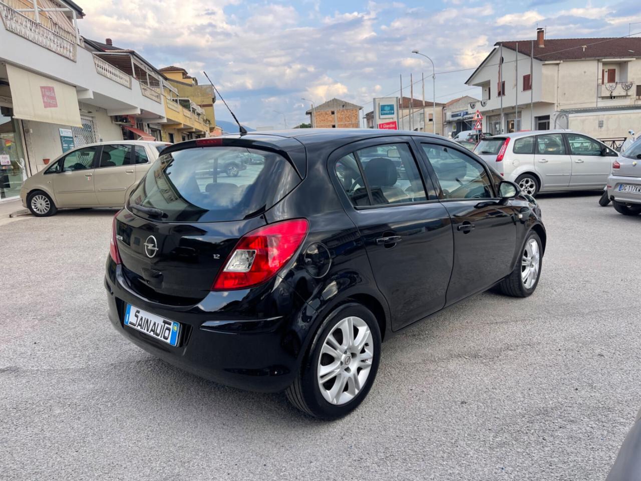 Opel Corsa 1.2 5 porte benzina/gpl garanzia