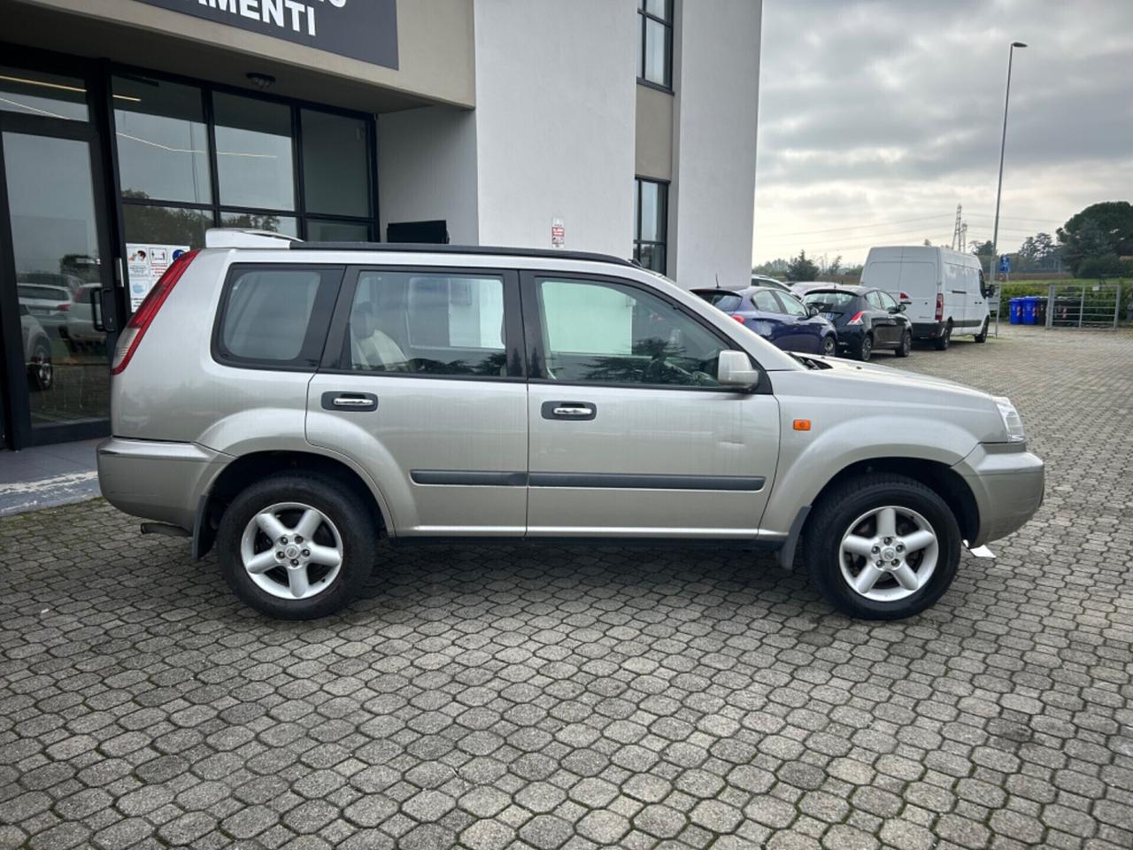 Nissan X-Trail 2.2 TDI | 4X4