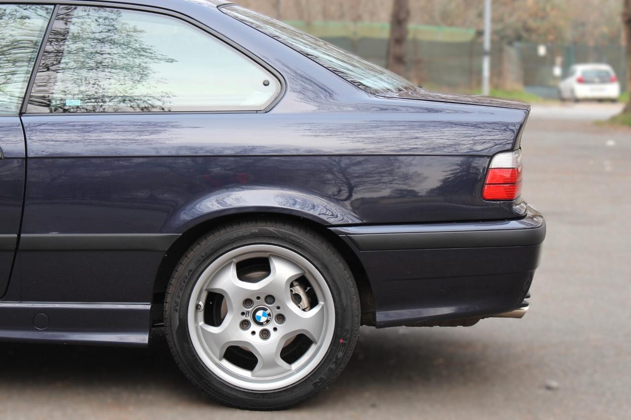 Bmw 323 323 i E36 Coupé* Worldline pack* Madeiraviolett*