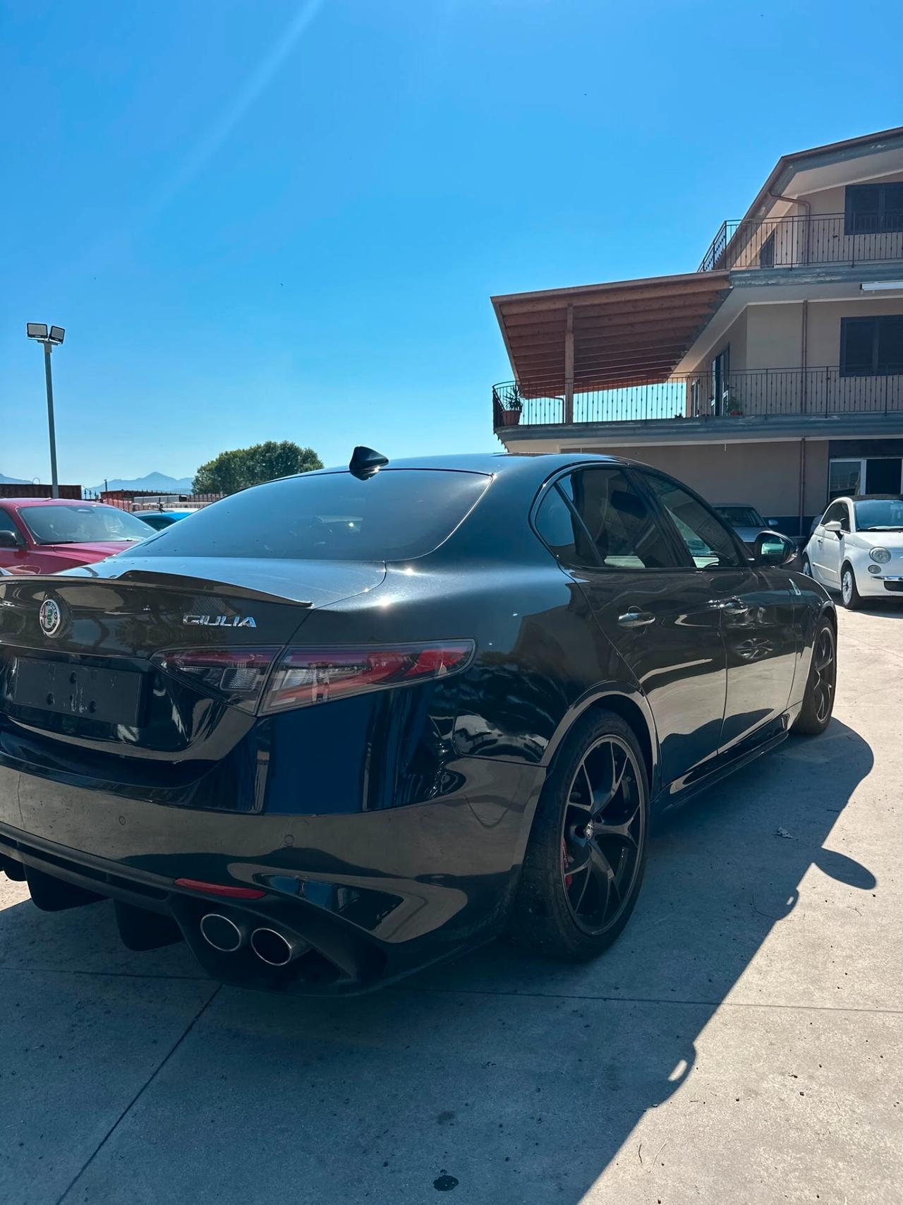 Alfa Romeo Giulia 2.9 V6 Bi-Turbo AT8 Quadrifoglio Super Sport