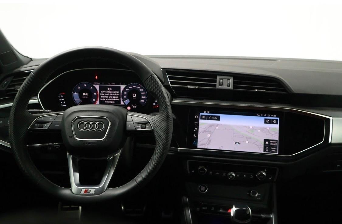 Audi Q3 Sportback S Line IdentityBlack 2.0 TDI 150cv