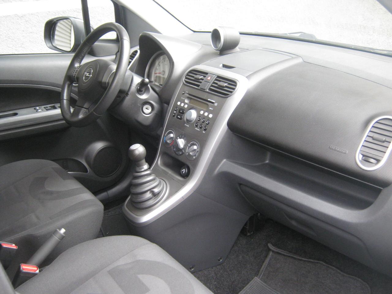 Opel Agila 1.2 16V 86CV 62000 KM AUTOEMILIA