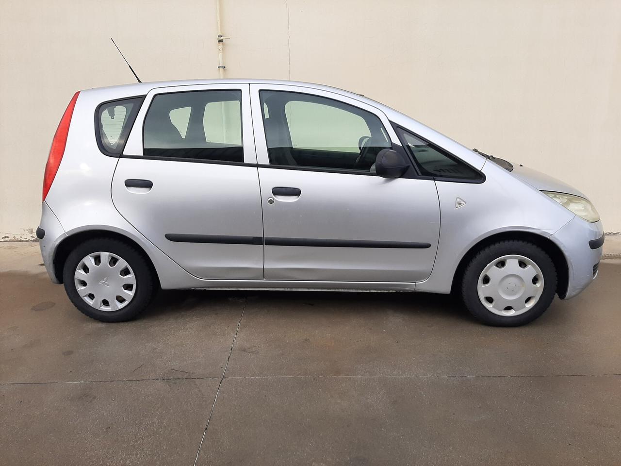 Mitsubishi Colt 1.3 16V 5p. Invite GPL