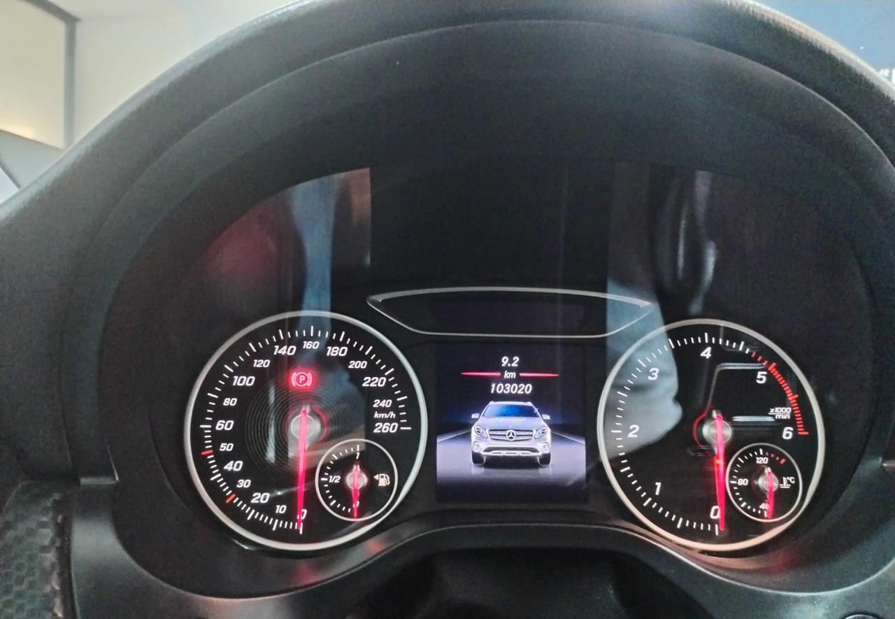 Mercedes-benz GLA 200 d Automatic Business