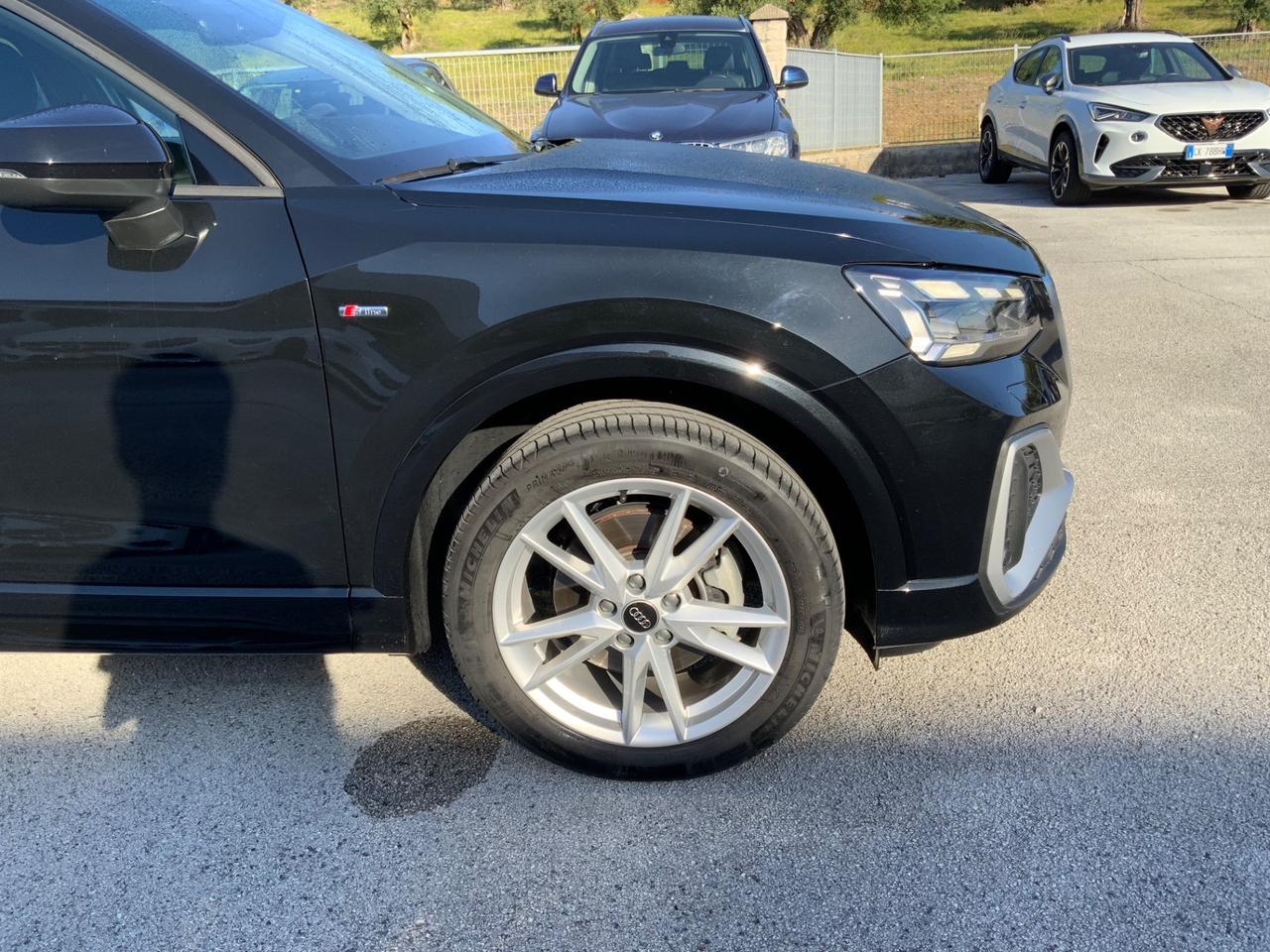 Audi Q2 35 TDI S tronic line Edition