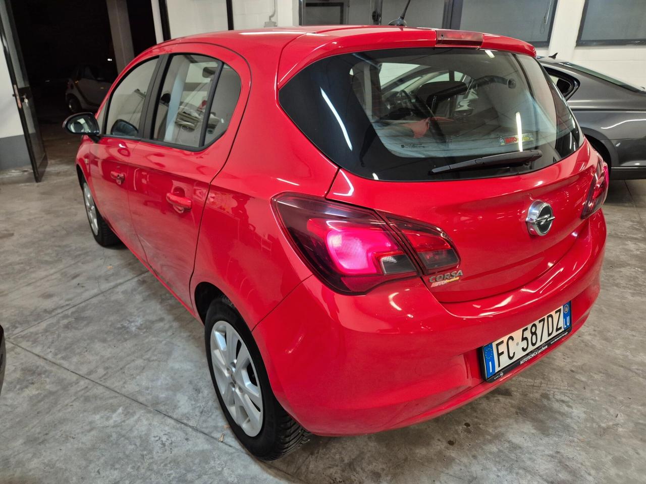 Opel Corsa 1.4 90CV GPL Tech 5 porte n-Joy sempre TAGLIANDATA