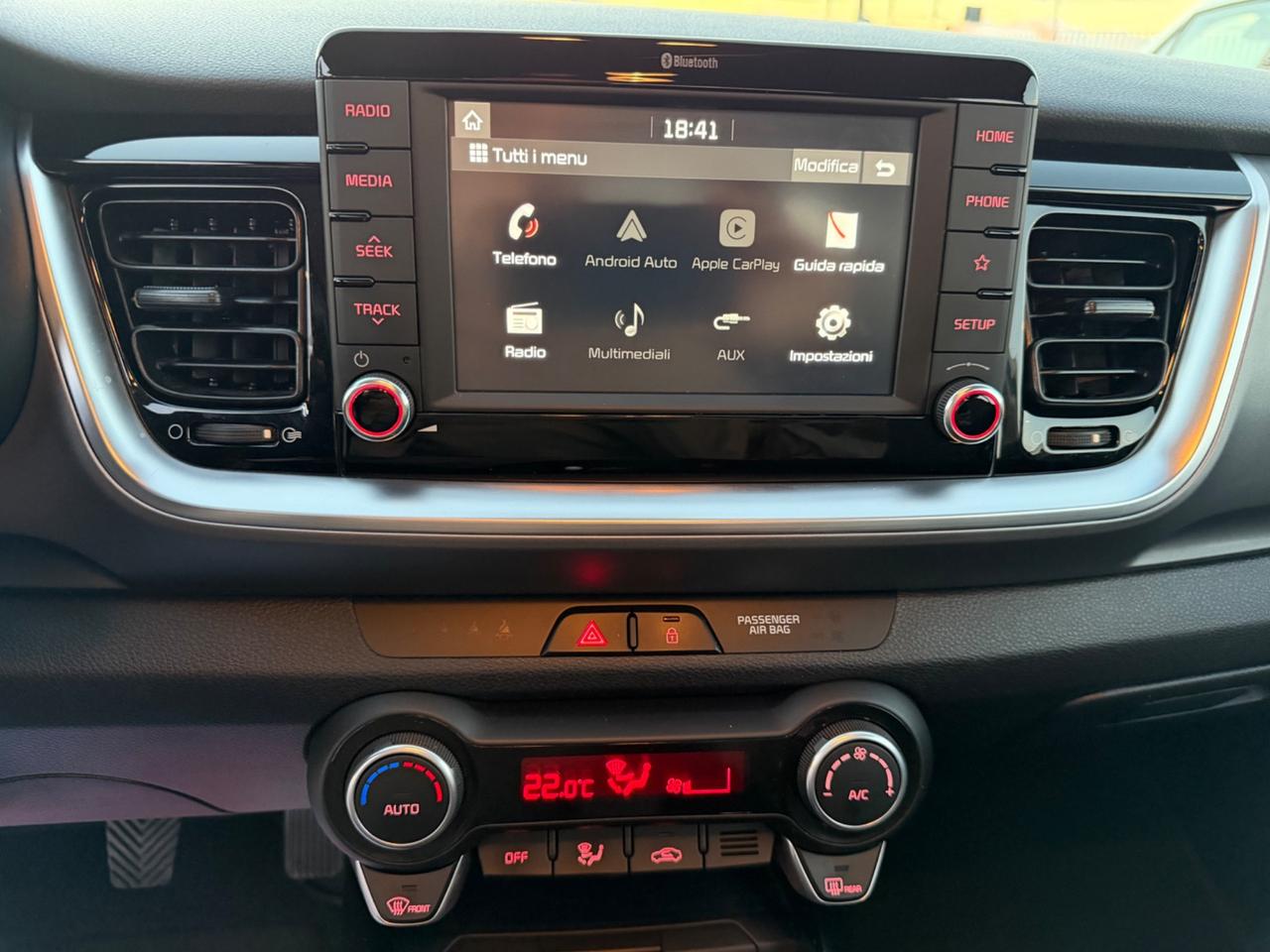 KIA STONIC 1.4 MPI 100 CV STYLE PACK FULL LED NY19