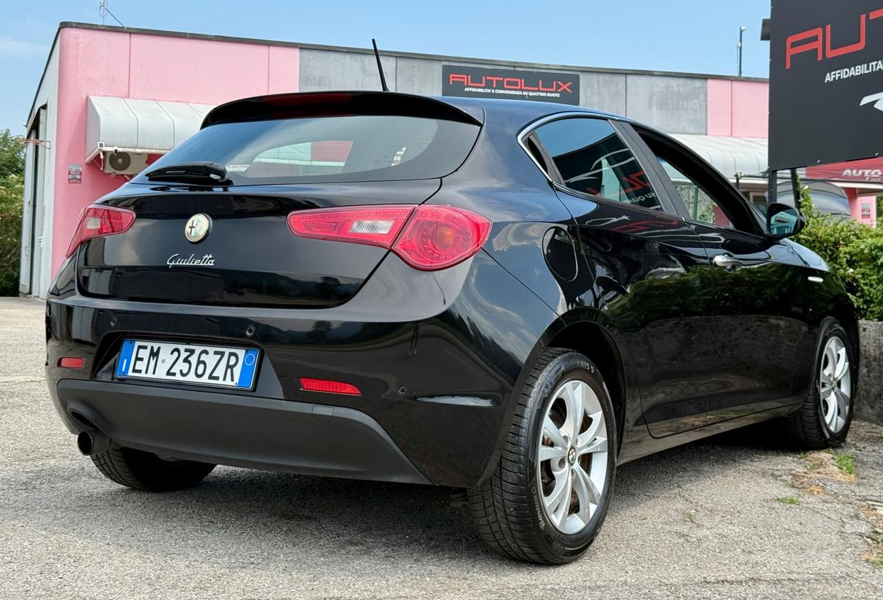 Alfa Romeo Giulietta 1.6 JTDm-2 105 CV NEOPATENTATI