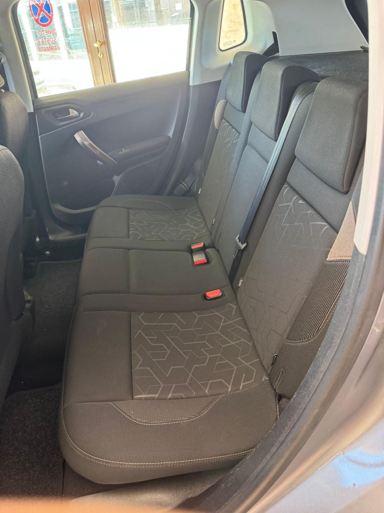 Peugeot 2008 1.4 HDi 68CV Active