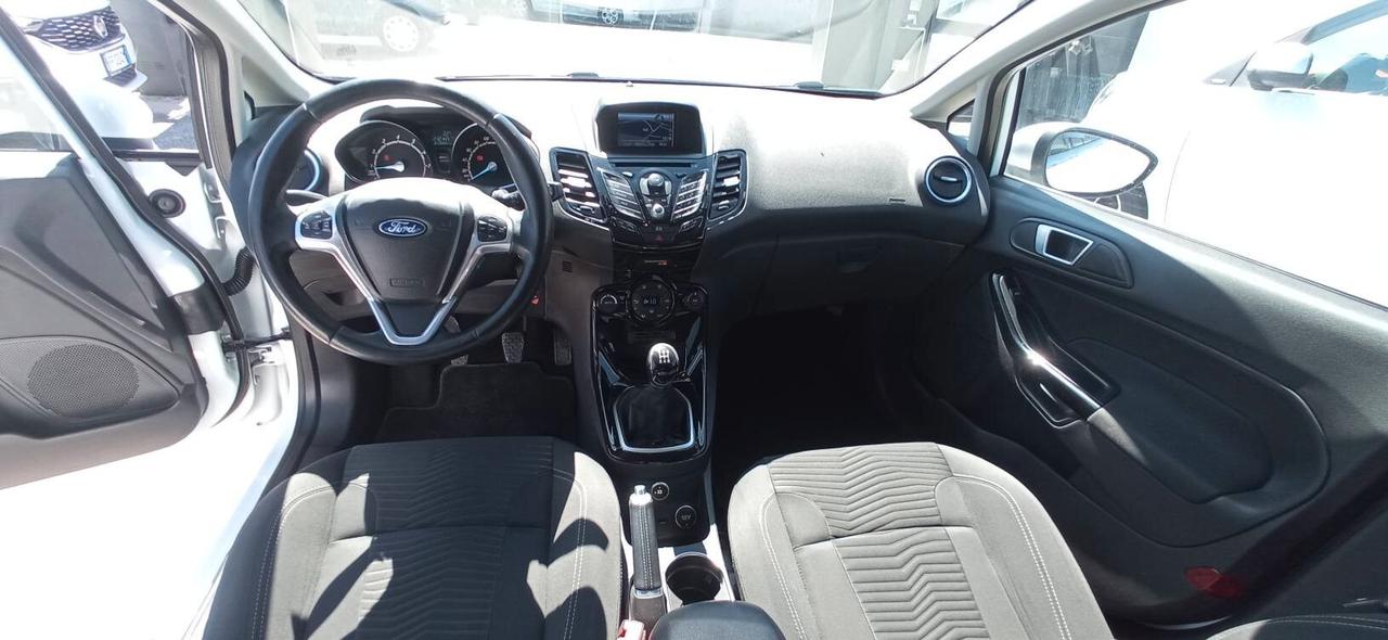 Ford Fiesta 1.4 GPL Titanium