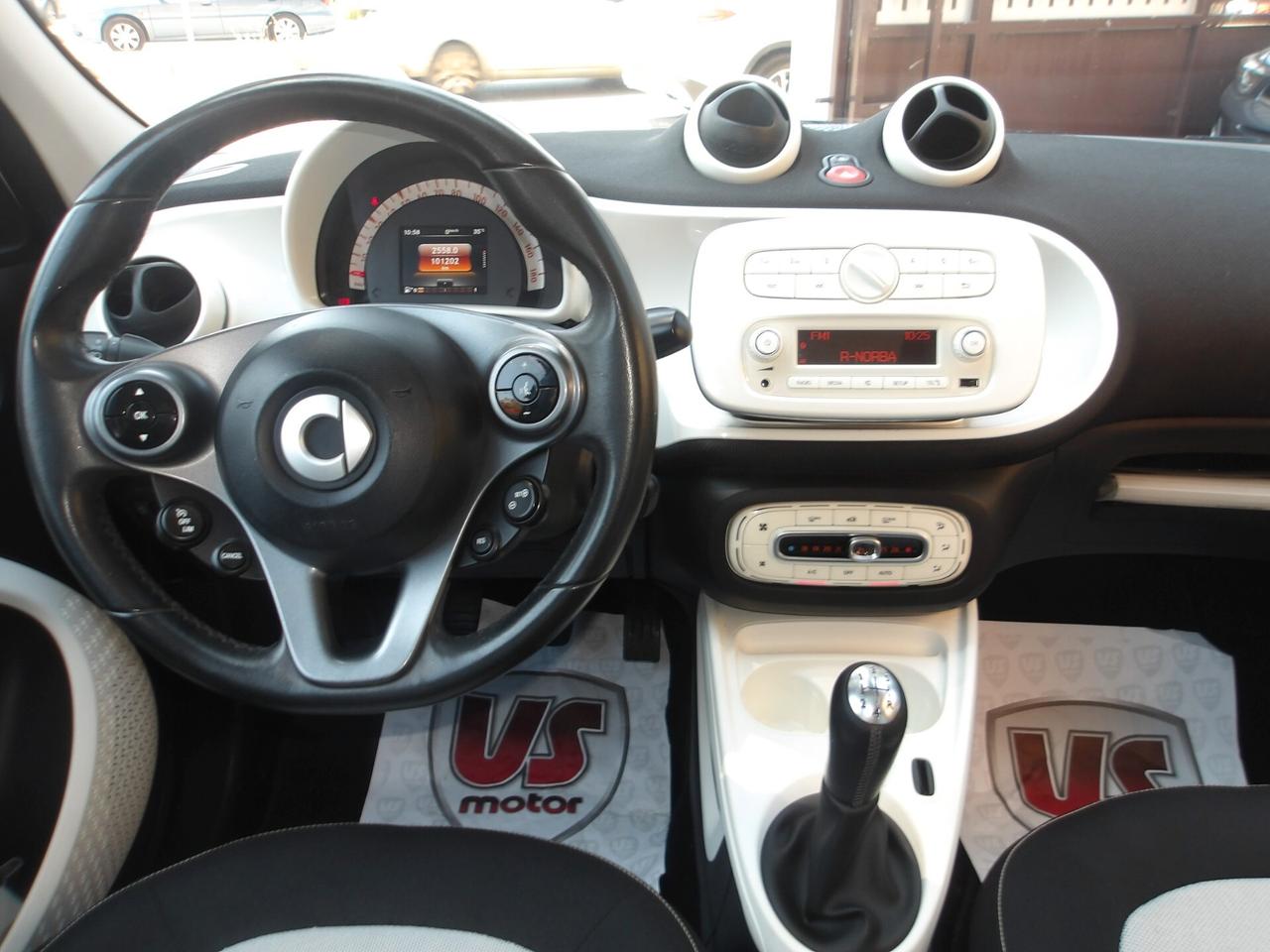 SMART FORFOUR 1.0 BENZ-TETTO PANORAMICO-2016
