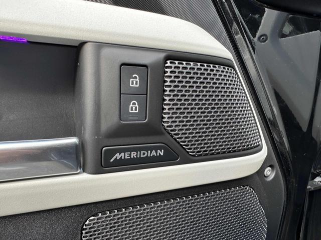 LAND ROVER Defender 110 3.0D I6 250 CV AWD Auto SE "TETTO+CAMERA 360"