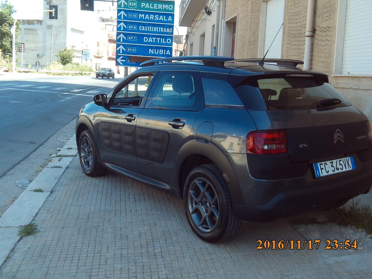 Citroen C4 Cactus BlueHDi 100 Shine