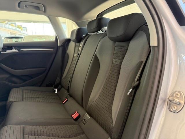 Audi A3 SPB 2.0 TDI 150 CV clean diesel Ambition 2015