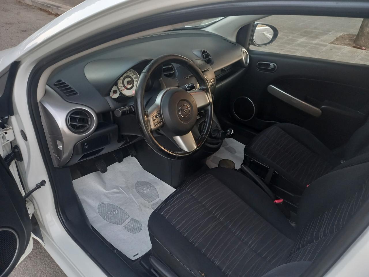 MAZDA 2 1.4 TDCI