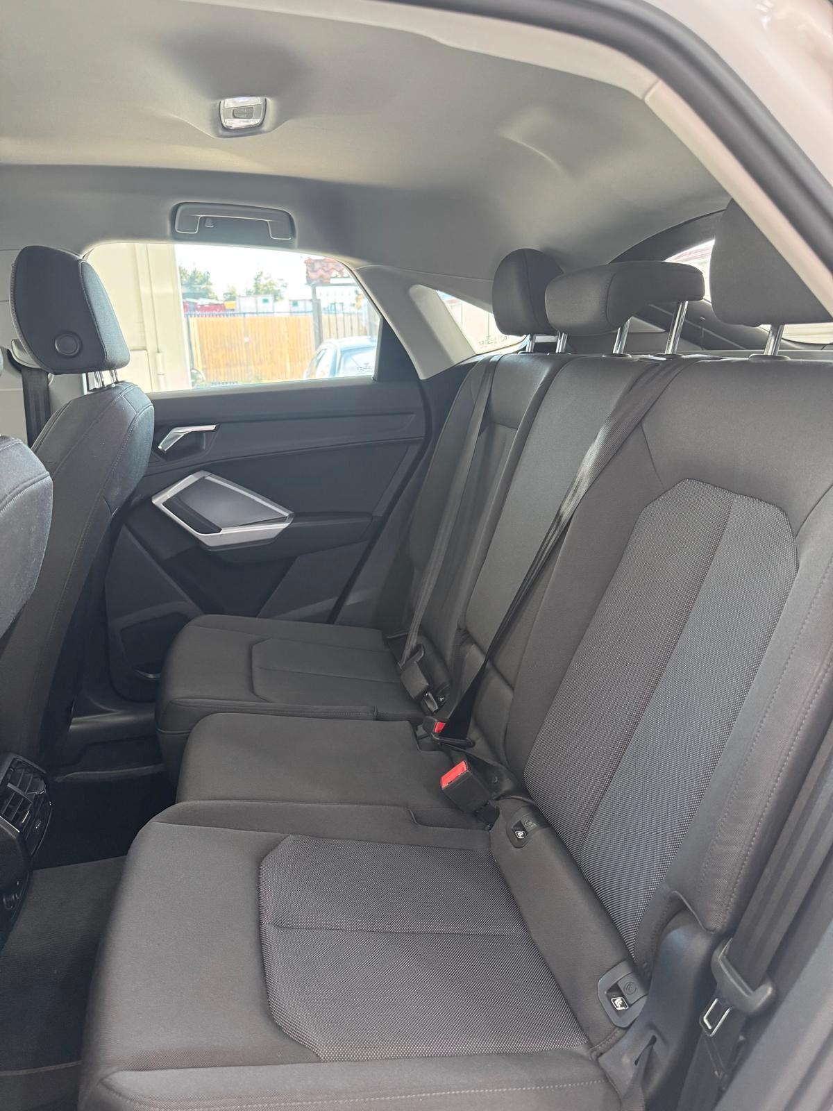Audi Q3 35 TDI quattro S tronic line edition